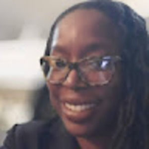 Meet your Posher, Janique